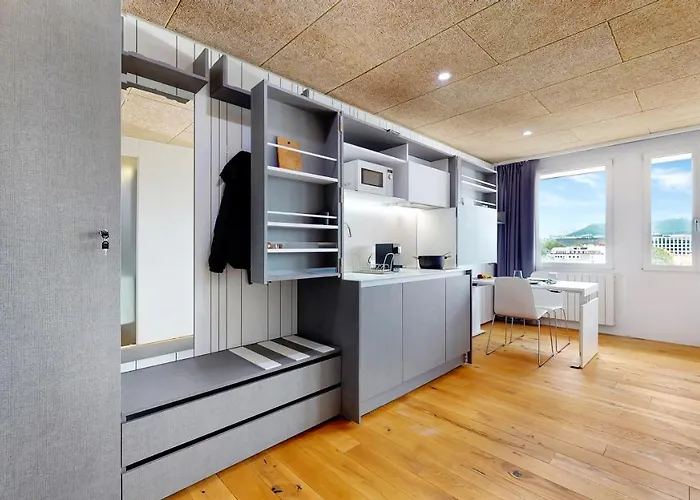 アパートホテル Evi's & ベルン